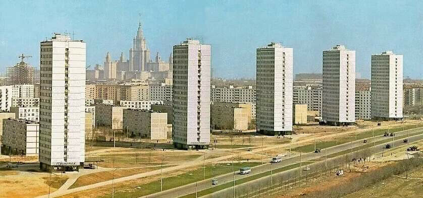 Массовая застройка Юго-запада Москвы в СССР.