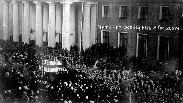Яндекс.Картинки. Митинг 1917 года. 