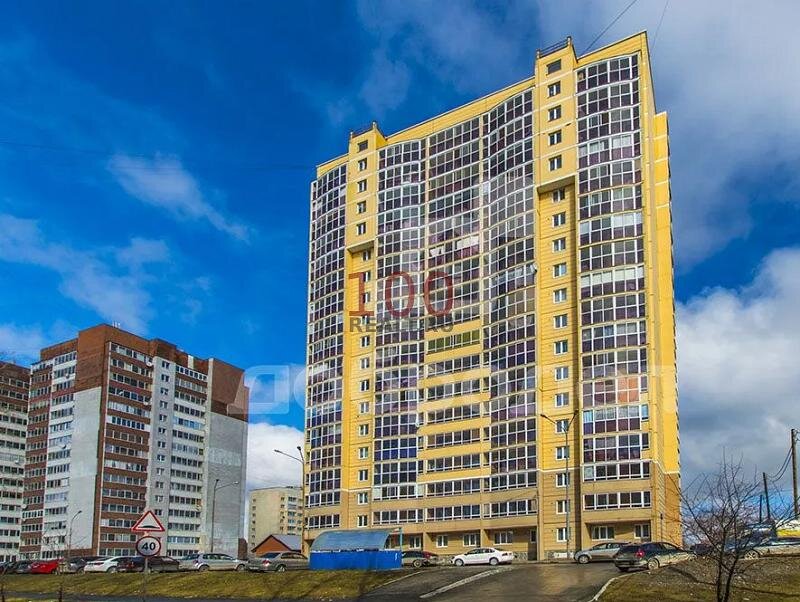 ул. Софьи Перовской, 106, новостройка, построенная из панелей 141-й серии