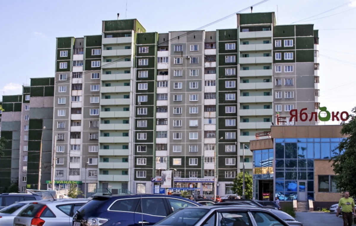 Автор makeevdv, видо со фасада, с сайта livejournal.com. Спасибо автору!