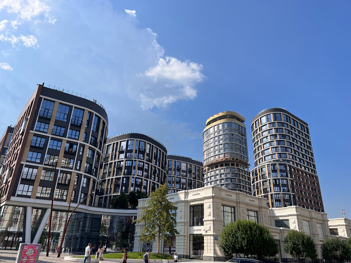ЖК Форум Сити, фото автора блога Дно Мещанства, август 2022