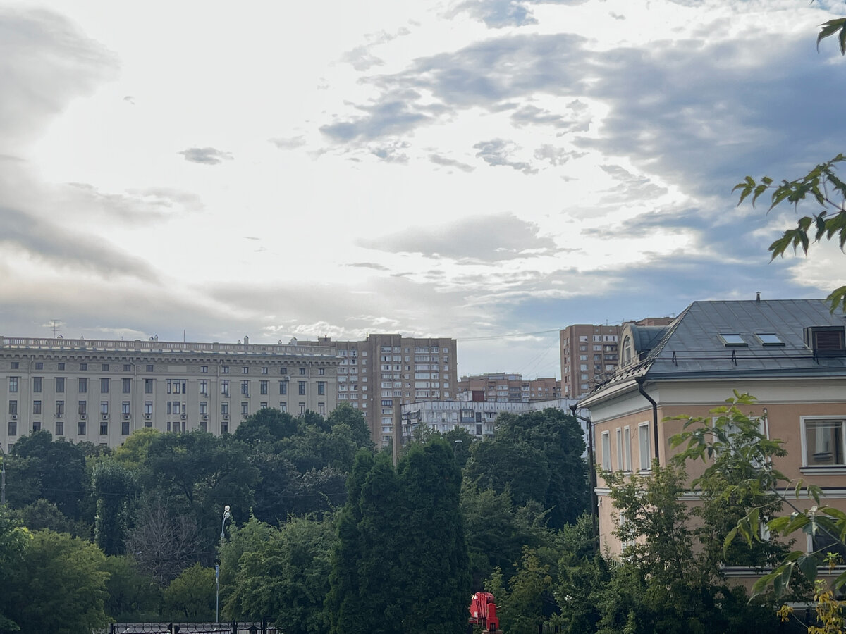 Мещанский район, фото автора блога Дно Мещанства, август 2022