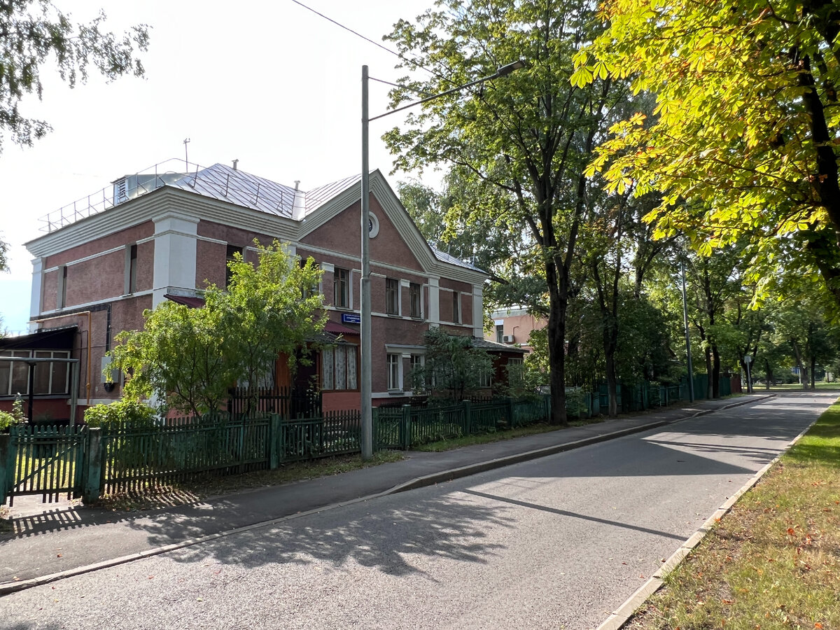 Курьяновский бульвар, фото автора блога Дно Мещанства, 2022 год