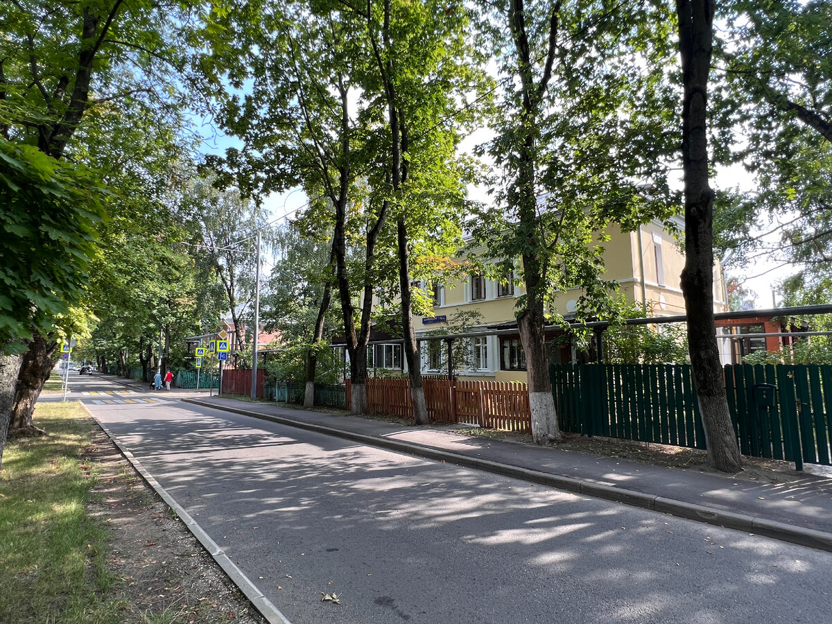 Курьяновский бульвар, фото автора блога Дно Мещанства, 2022 год