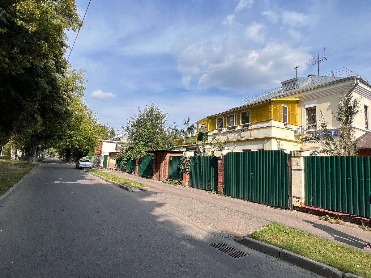 Курьяновский бульвар, фото автора блога Дно Мещанства, 2022 год