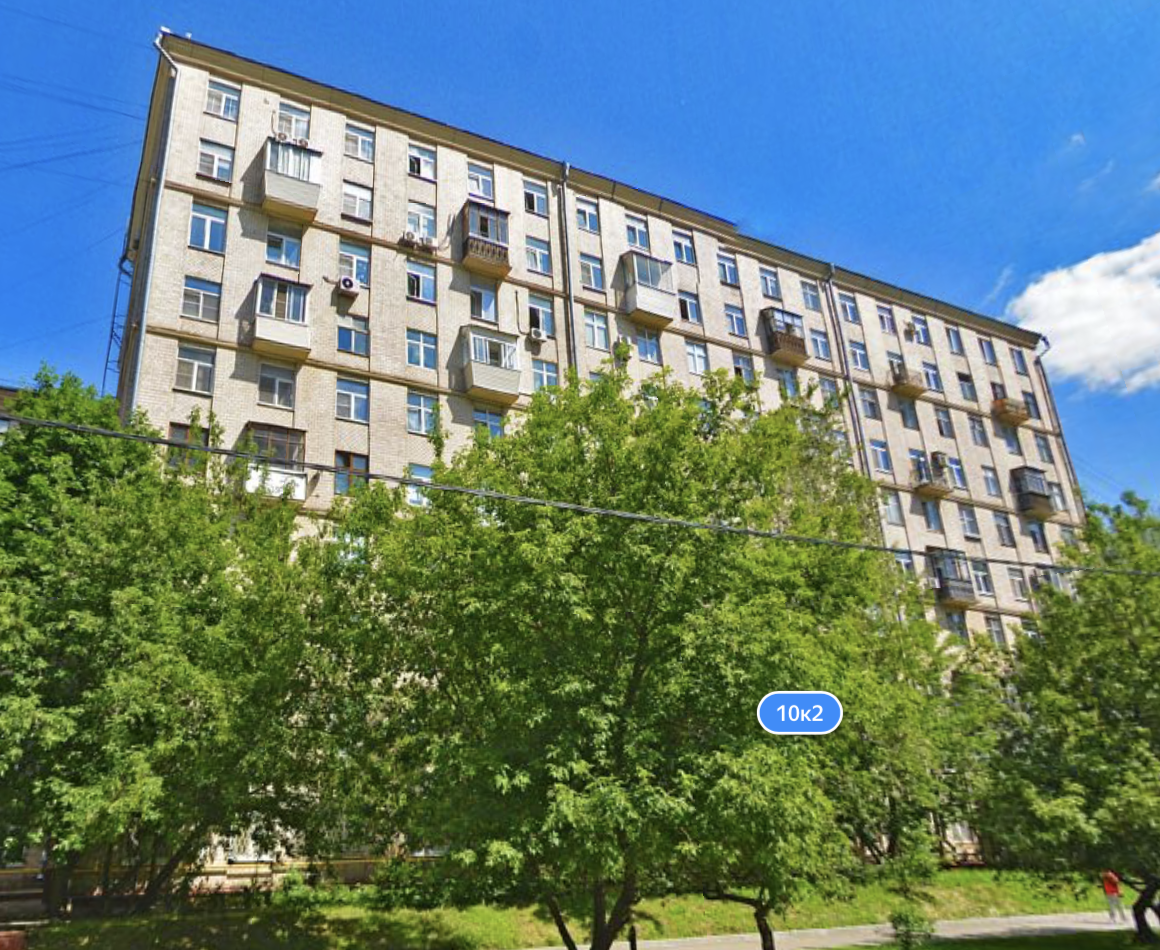 Здесь хорошо видны именно двухэтажные панели облицовки