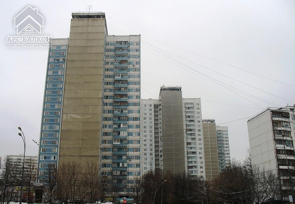 С сайта АРС-Балкон, 3 башни П-4 в ряд.