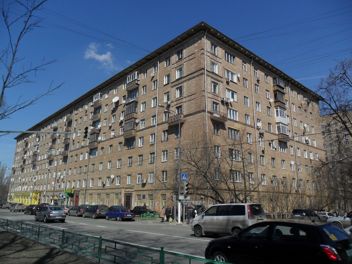 Университетский проспект 6, из группы Современная типовая архитектура