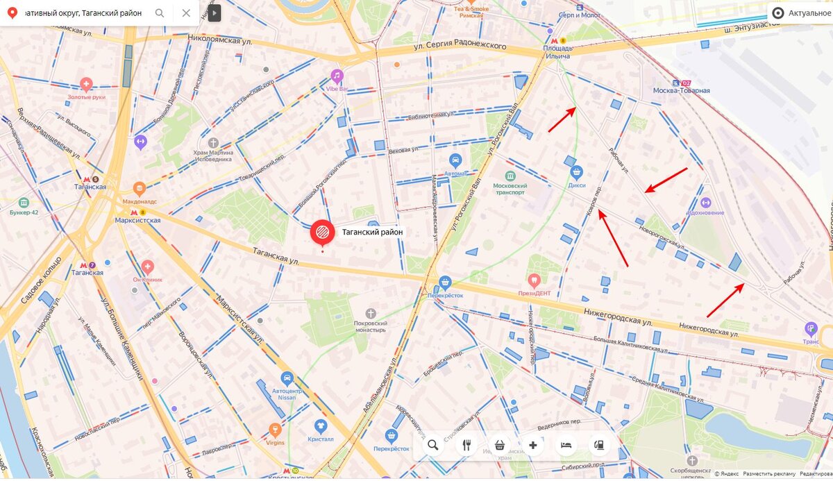 Отсутствие парковок на большей части улиц микрорайона. 